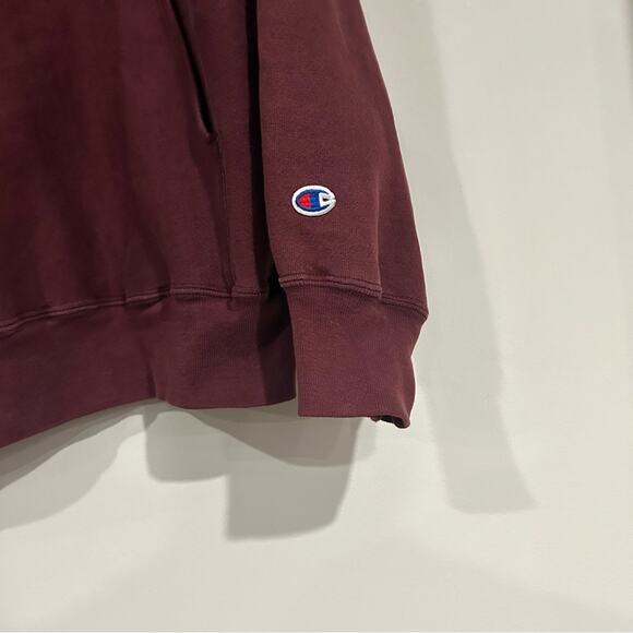 Vintage Champion Xavier University Reverse Weave Sweatshirt - Picture 4 of 9